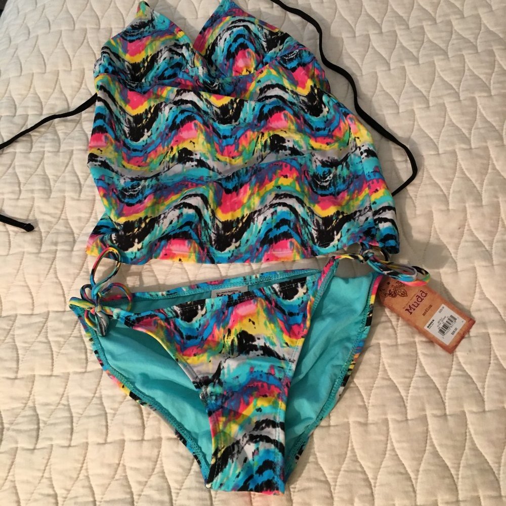 NEW 🎉 HOST PICK 🎉 Mudd Tie Dye Wave Tankini - Picture 2 of 10